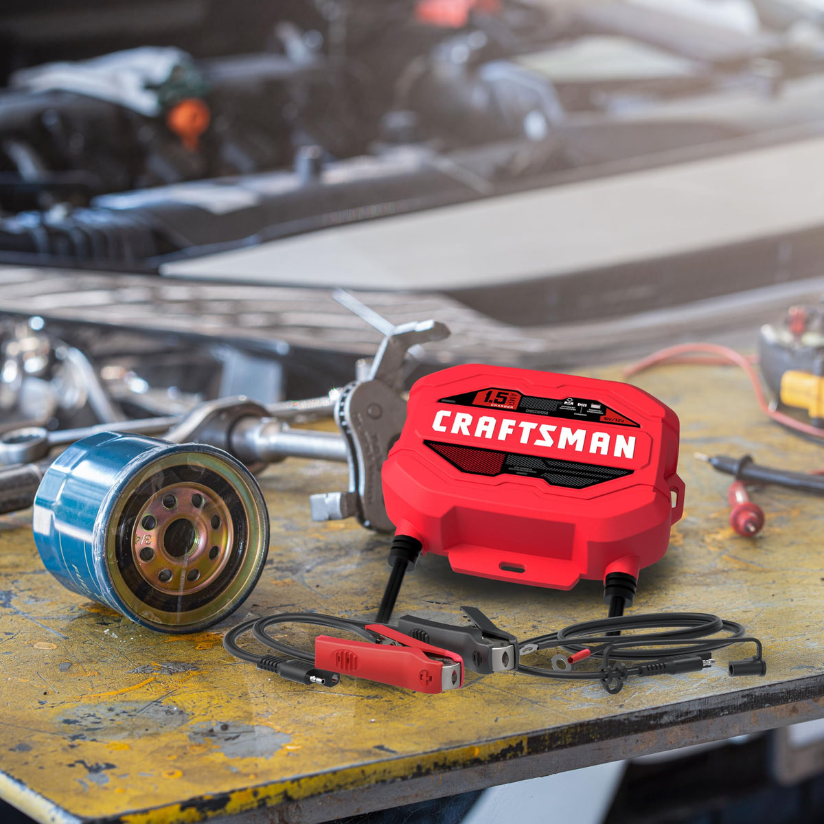 CRAFTSMAN 1.5A Car Battery Charger & Maintainer, 6V/12V – CMXCESM259